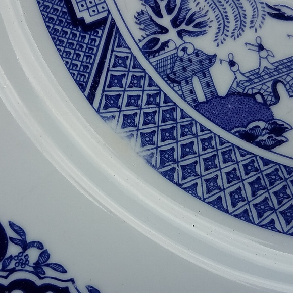 ROYAL CUTHBERTSON - Blue and White Porcelain Dinner Plate - WILLOW - 10 3/4" - Picture 6 of 8